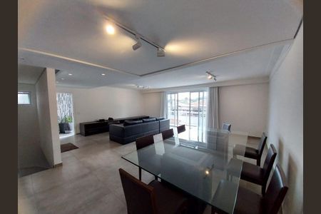 Casa à venda com 3 quartos, 220m² em Vila Sonia, São Paulo