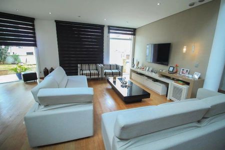 Casa à venda com 4 quartos, 400m² em Parque da Mooca, São Paulo