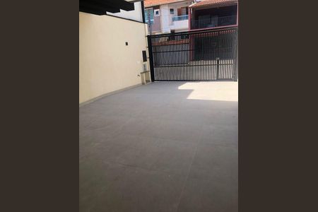 Casa à venda com 180m², 3 quartos e 4 vagas