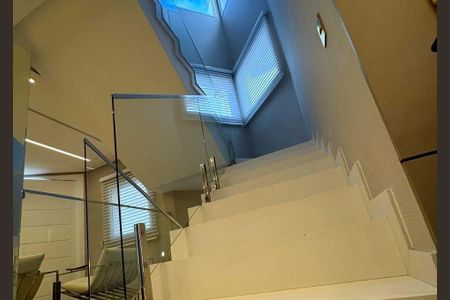 Casa à venda com 3 quartos, 285m² em Água Rasa, São Paulo