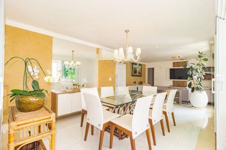Apartamento à venda com 176m², 3 quartos e 4 vagas