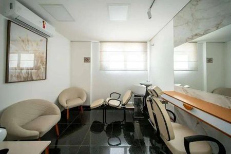 Apartamento à venda com 176m², 3 quartos e 4 vagas