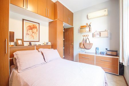 Apartamento à venda com 71m², 3 quartos e 1 vagaQuarto 2