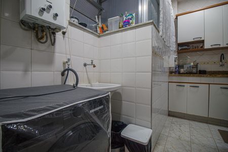 Apartamento à venda com 71m², 3 quartos e 1 vagaÁrea de Serviço