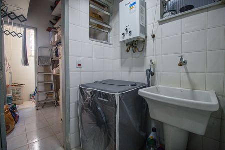 Apartamento à venda com 71m², 3 quartos e 1 vagaÁrea de Serviço
