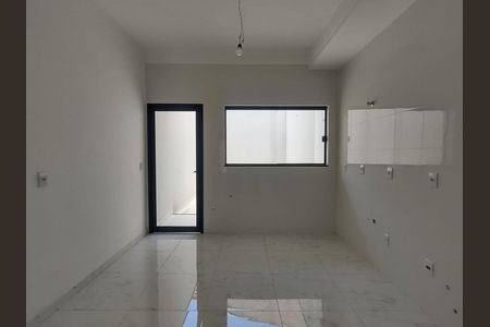 Casa à venda com 3 quartos, 110m² em Vila Prudente, São Paulo