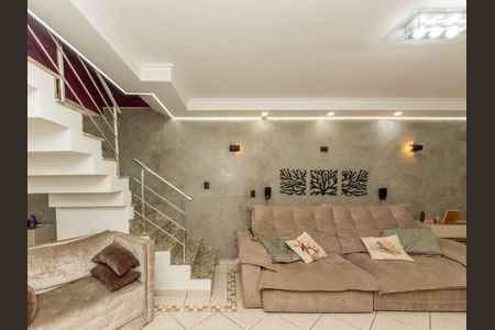 Casa à venda com 3 quartos, 182m² em Vila Bela, São Paulo