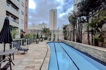 Apartamento à venda com 73m², 2 quartos e 2 vagasÁrea comum - Piscina