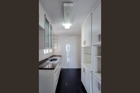 Apartamento à venda com 73m², 2 quartos e 2 vagasCozinha
