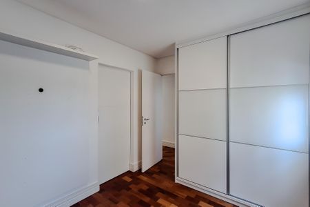 Apartamento à venda com 73m², 2 quartos e 2 vagasQuarto 2