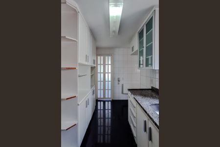 Apartamento à venda com 73m², 2 quartos e 2 vagasCozinha