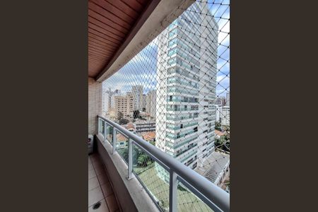 Apartamento à venda com 73m², 2 quartos e 2 vagasVaranda da Sala