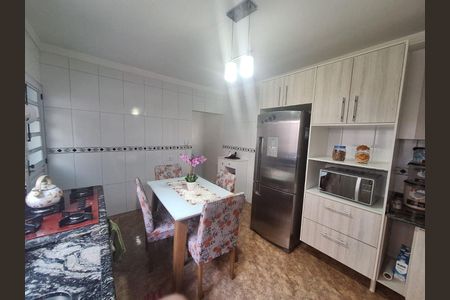 Casa à venda com 3 quartos, 150m² em Vila Sao Geraldo, São Paulo