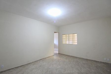 Sala de casa para alugar com 3 quartos, 110m² em Letícia, Belo Horizonte