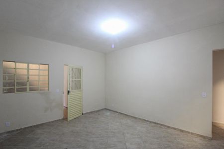 Sala de casa para alugar com 3 quartos, 110m² em Letícia, Belo Horizonte