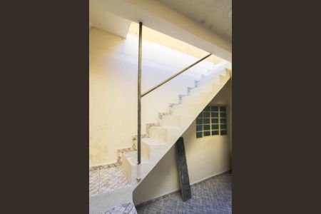 Casa para alugar com 110m², 3 quartos e 1 vagaEscada para Garagem