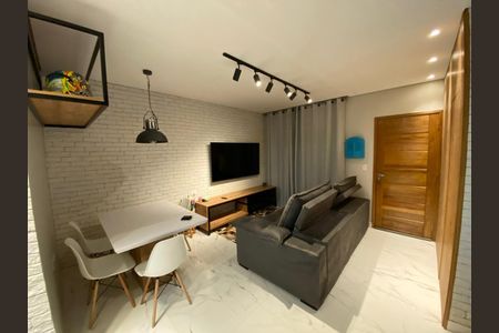 Casa à venda com 3 quartos, 150m² em Vila Matilde, São Paulo