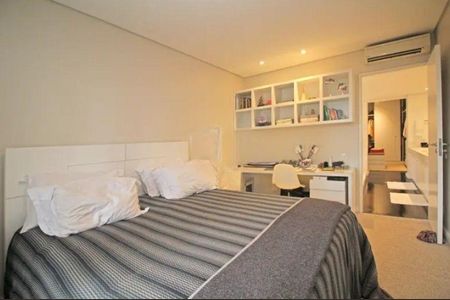 Apartamento à venda com 4 quartos, 300m² em Alto de Pinheiros, São Paulo