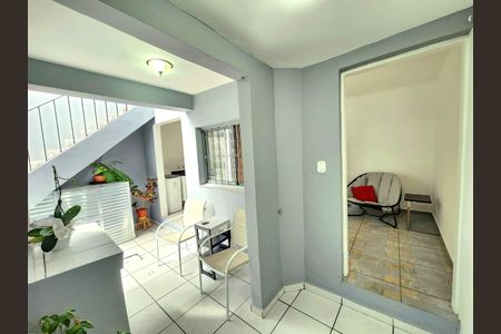 Casa à venda com 180m², 3 quartos e 2 vagas