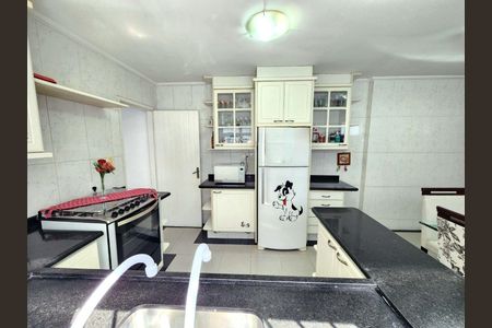 Casa à venda com 180m², 3 quartos e 2 vagas