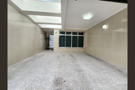 Casa à venda com 180m², 3 quartos e 2 vagas