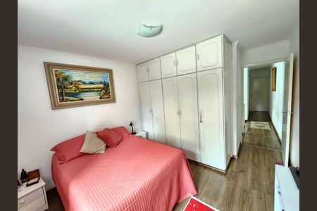 Casa à venda com 3 quartos, 180m² em Vila Regente Feijó, São Paulo