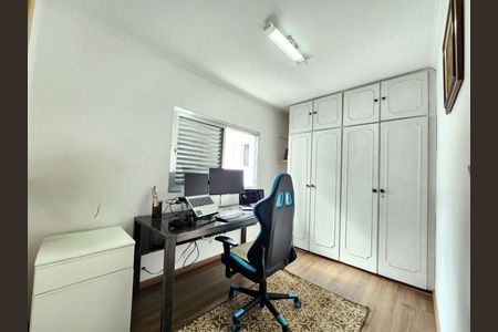 Casa à venda com 180m², 3 quartos e 2 vagas