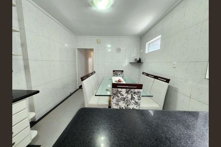 Casa à venda com 180m², 3 quartos e 2 vagas
