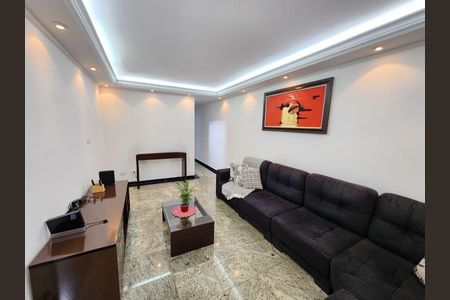 Casa à venda com 180m², 3 quartos e 2 vagas