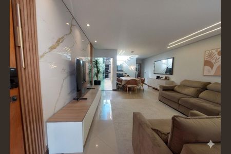 Casa à venda com 3 quartos, 140m² em Jardim Vila Formosa, São Paulo