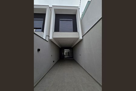Casa à venda com 115m², 3 quartos e 2 vagas