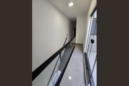 Casa à venda com 115m², 3 quartos e 2 vagas
