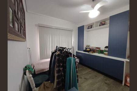 Casa à venda com 5 quartos, 250m² em Vila Guilhermina, São Paulo