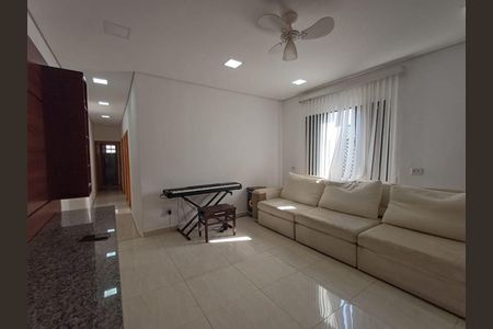 Casa à venda com 5 quartos, 250m² em Vila Guilhermina, São Paulo