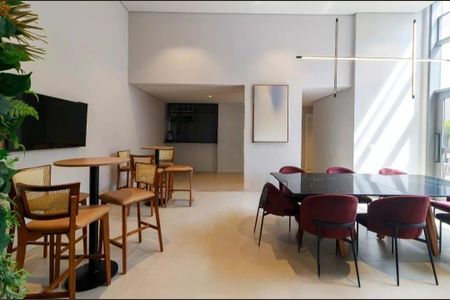 Apartamento à venda com 2 quartos, 61m² em Santo Amaro, São Paulo