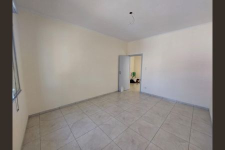 Casa para alugar com 4 quartos, 140m² em Vila Invernada, São Paulo