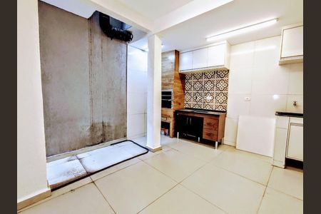 Casa à venda com 3 quartos, 180m² em Chácara Japonesa, São Paulo