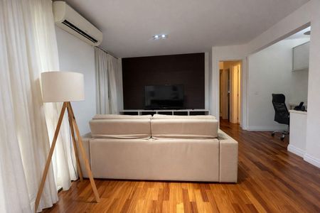 Apartamento para alugar com 2 quartos, 96m² em Vila Olímpia, São Paulo