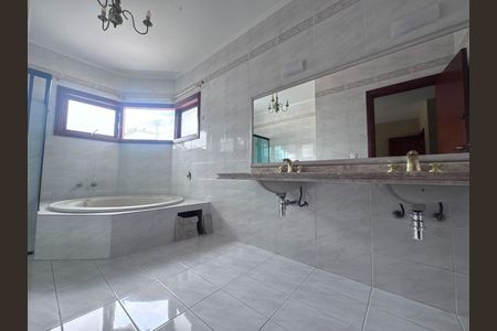 Casa para alugar com 420m², 4 quartos e 4 vagas