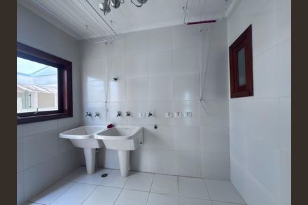 Casa para alugar com 420m², 4 quartos e 4 vagas