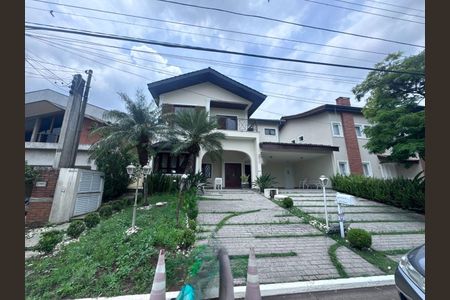 Casa para alugar com 420m², 4 quartos e 4 vagas