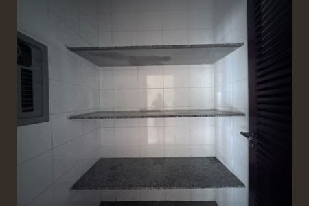 Casa para alugar com 420m², 4 quartos e 4 vagas