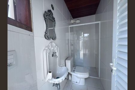 Casa para alugar com 420m², 4 quartos e 4 vagas