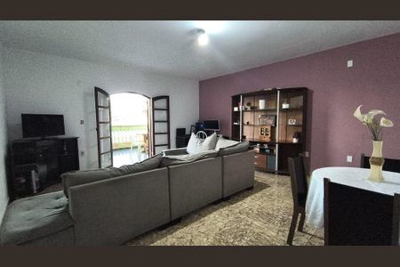 Casa à venda com 3 quartos, 315m² em Vila Formosa, São Paulo