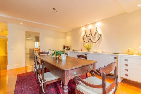 Apartamento à venda com 4 quartos, 321m² em Cerqueira César, São Paulo