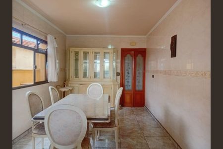 Casa para alugar com 3 quartos, 450m² em Água Rasa, São Paulo