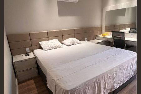 Casa à venda com 3 quartos, 161m² em Vila Salete, São Paulo