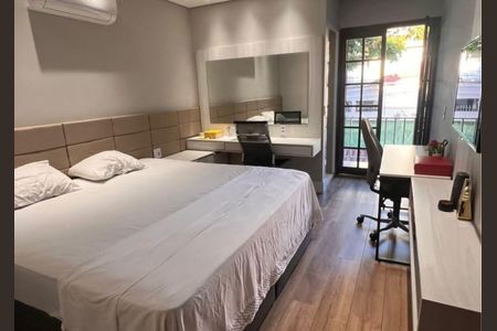 Casa à venda com 3 quartos, 161m² em Vila Salete, São Paulo