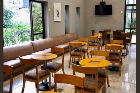 Apartamento para alugar com 70m², 2 quartos e 1 vaga