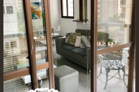 Apartamento para alugar com 70m², 2 quartos e 1 vaga